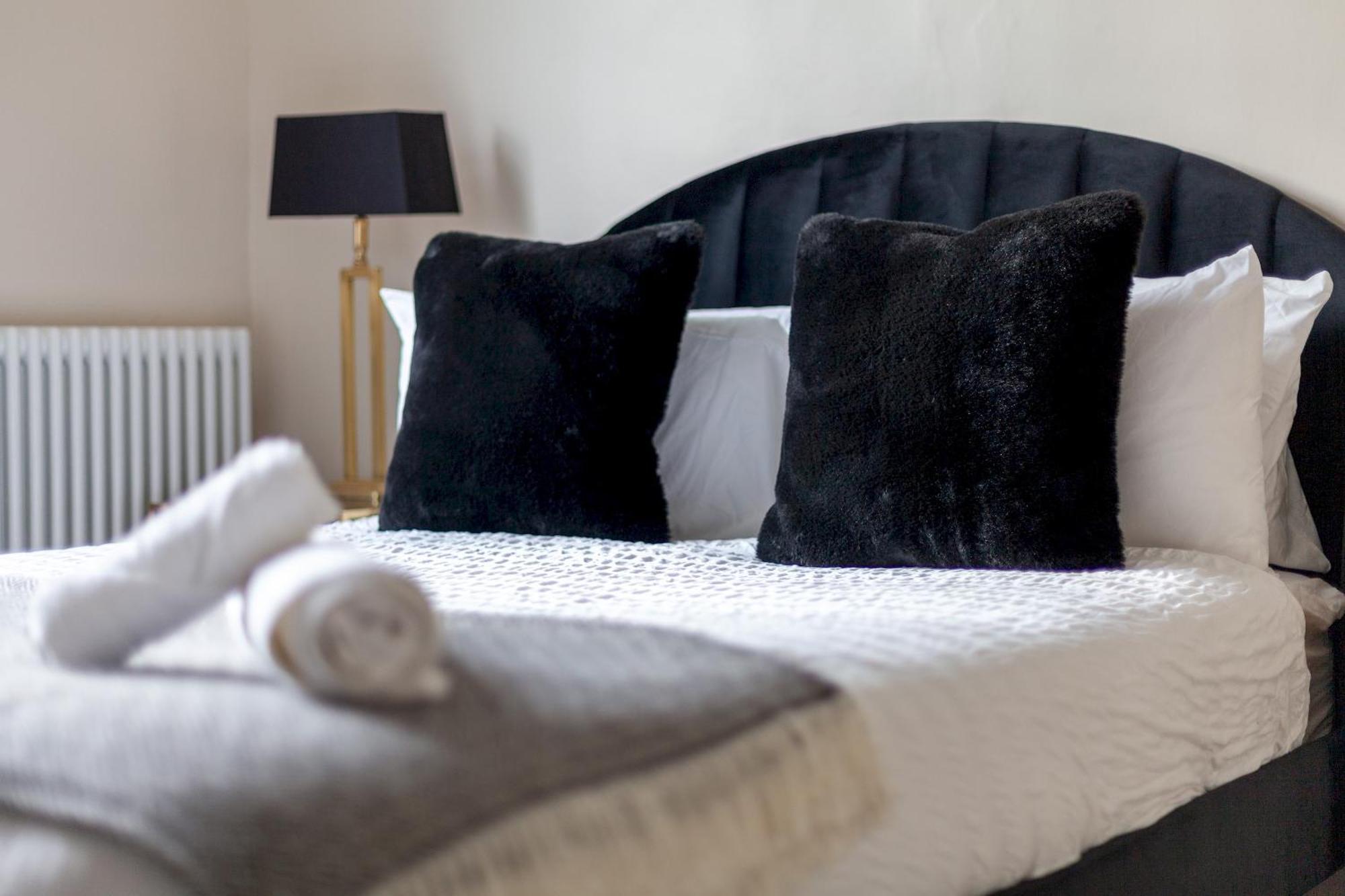 The New Cross Premier Rooms Londres Exterior foto